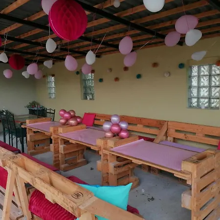 Accommodatie bij particulieren 77 *