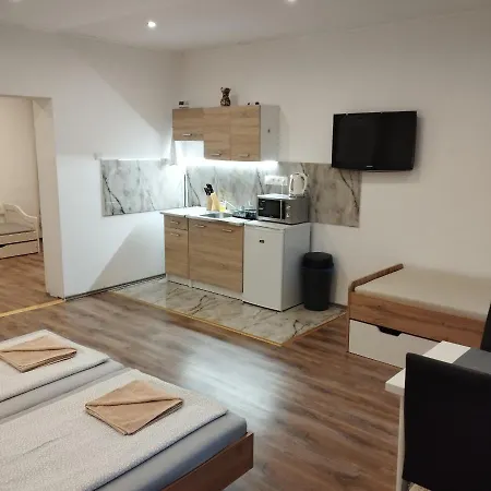 Accommodatie bij particulieren 77 *