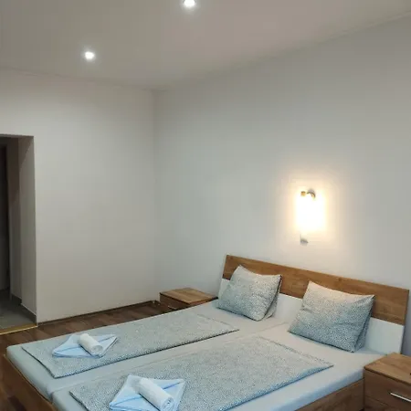77 Veľký Meder