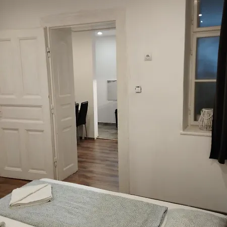77 Privat bolig *