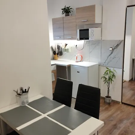 Accommodatie bij particulieren 77 *